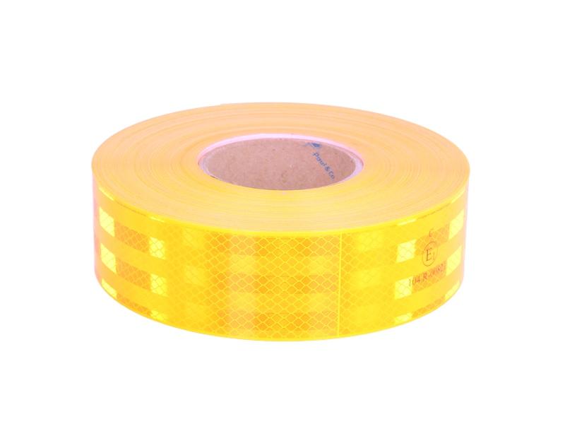 Banda reflectorizanta autocolanta marcaj 55mmx50m galben